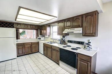 Large Open Kitchen