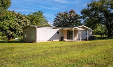 1214 Hawks Nest Ln, Moneta, VA 24121 - photo 3