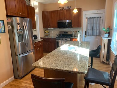 129 Walnut St, Everett, MA 02149 - photo 4