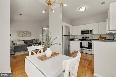 4550 Strutfield Ln unit 2405, Alexandria, VA 22311 - photo 6