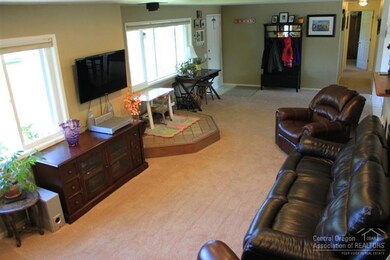 22915 Lariat Ln, Bend, OR 97701 - photo 7