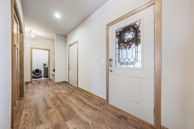 4647 N Cherryvale Ave, Appleton, WI 54913 - photo 4