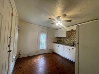 718 N G St, Eufaula, OK 74432 - photo 5