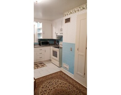62 N High St unit 1, Foxboro, MA 02035 - photo 5