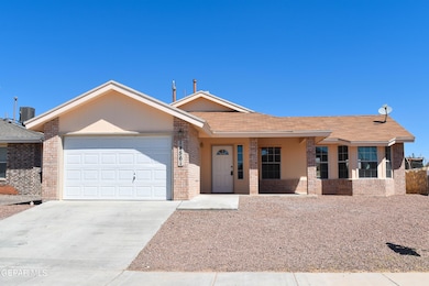 14561 Desierto Lindo Ave, El Paso, TX 79928 - photo 2