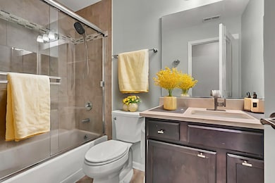 843 Lexington Cir E, Des Plaines, IL 60016 - photo 7