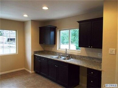 732 E 118th Place, Los Angeles, CA 90059 - photo 3