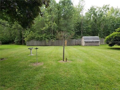 2790 Stenzel Ave, North Tonawanda, NY 14120 - photo 2