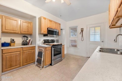 20 Prospect St, Granville, NY 12832 - photo 6