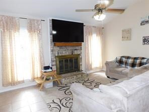 2628 La Mesa St, Bay City, TX 77414 - photo 3