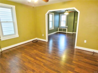 409 Calvert St, Whitehall, PA 18052 - photo 5