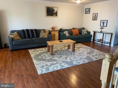 209 Tolbelt Ct, Stafford, VA 22554 - photo 4