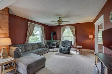 5021 W Netherwood Rd, Oregon, WI 53575 - photo 3