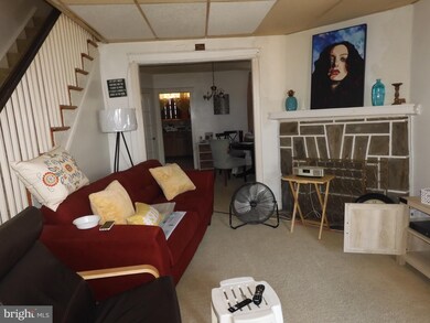 380 Wembly Rd, Upper Darby, PA 19082 - photo 2