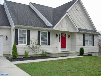 740 Green Mount Ave, Woodbury, NJ 08096 - photo 2