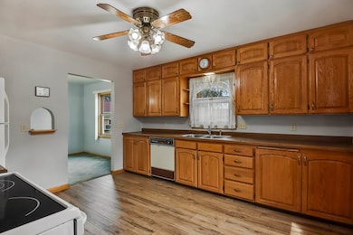 2014 Ivy St, Bloomer, WI 54724 - photo 6