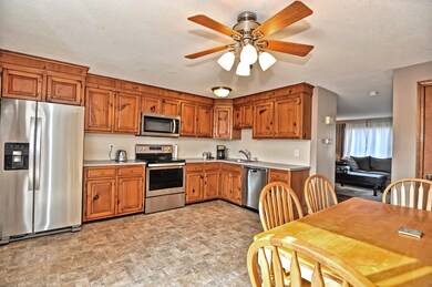 53 Robins St, East Bridgewater, MA 02333 - photo 7