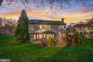 901 Spring View Dr, Southampton, PA 18966 - photo 2