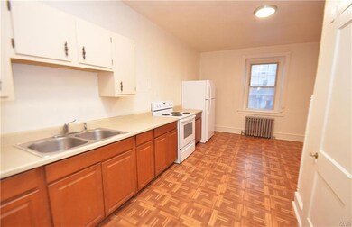 590 Main St unit 4, Slatington, PA 18080 - photo 3