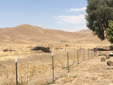 12807 Road 296, Porterville, CA 93257 - photo 7