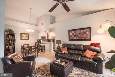 11737 Summerchase Cir unit 1737-E, Reston, VA 20194 - photo 3