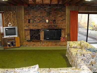 5602 Fallingbrooks Dr, Greensboro, NC 27407 - photo 7