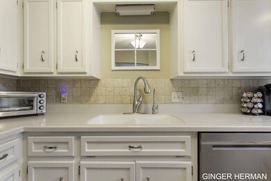11-web-or-mls-2855-parkside-dr