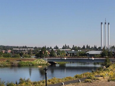 861 SW Crestline Dr, Bend, OR 97702 - photo 2