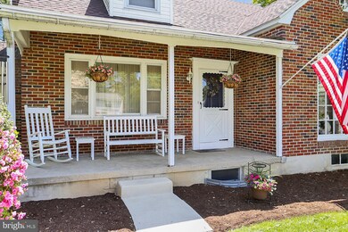 611 Clair St, Reading, PA 19607 - photo 3