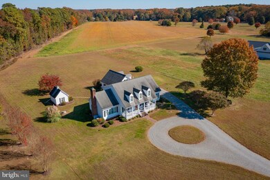 602 Cedar Pointe Dr, Weems, VA 22576 - photo 4