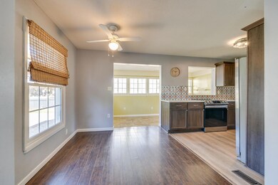 1406 E Holston Ave, Johnson City, TN 37601 - photo 7