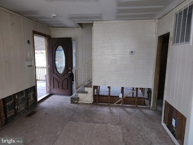 4900 Anntana Ave, Baltimore, MD 21206 - photo 6