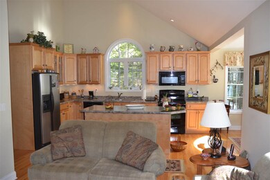 5 Greenleaf Dr, Wolfeboro, NH 03894 - photo 4