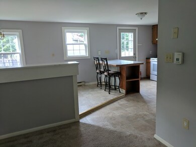 77 Drew Rd unit Left, Derry, NH 03038 - photo 4