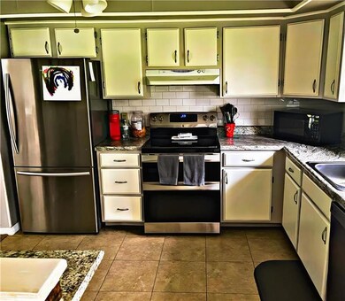 114 Worman Rd, Bath, PA 18014 - photo 6