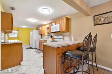 7532 Jana Ln S, Jacksonville, FL 32210 - photo 6