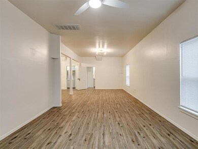 1129 N Union Ave, Shawnee, OK 74801 - photo 5