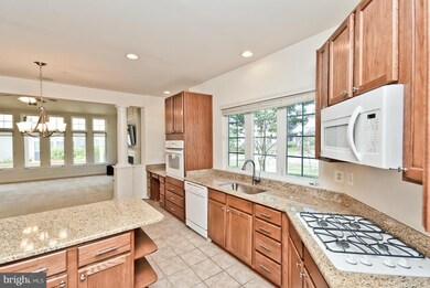 7401 Forests Edge Ct, Laurel, MD 20707 - photo 7