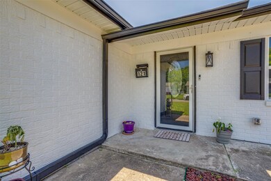 121 Leslie St, Bonham, TX 75418 - photo 2