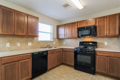 8107 Sanders Glen Ln, Humble, TX 77338 - photo 7