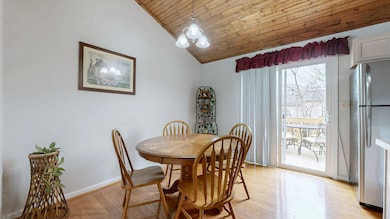 8-web-or-mls-3517 Roundtable Way Lexingt