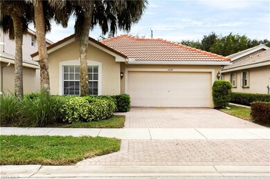 3 BEDROOMS + EXTRA FLEX SPACE/ 2 BATH/2 CAR GARAGE