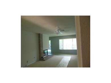 10608 Park View Cir, El Paso, TX 79935 - photo 3