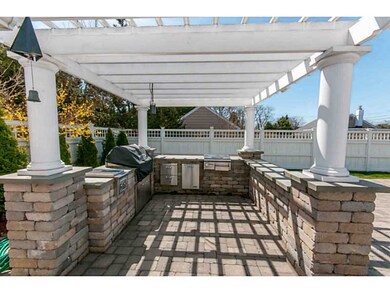 17 Craig St, Charlestown, RI 02813 - photo 2