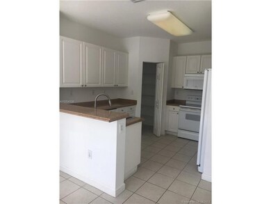 7246 NW 113th Place, Doral, FL 33178 - photo 2