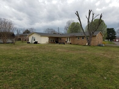 408 Perfection Dr, Shelbyville, TN 37160 - photo 6