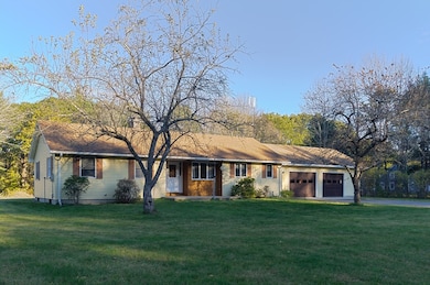 85 Marsh Rd, Barre, MA 01005 - photo 3