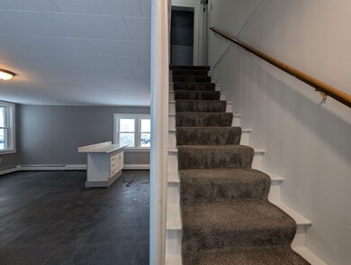 31 Chestnut St unit E, Claremont, NH 03743 - photo 5