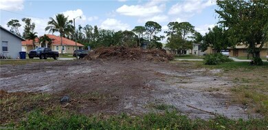 Rear view. Duplex lot or single family