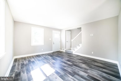 427 S Wickham Rd, Baltimore, MD 21229 - photo 4